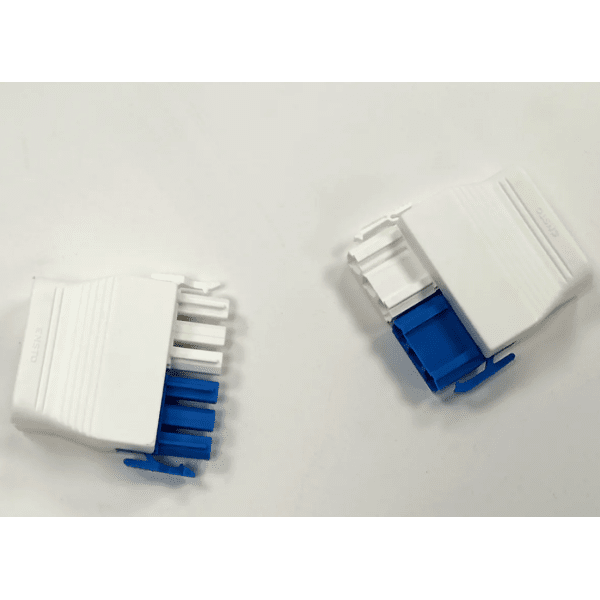 Regin Electrical Connector with Strain Relief 6 Way REGE106